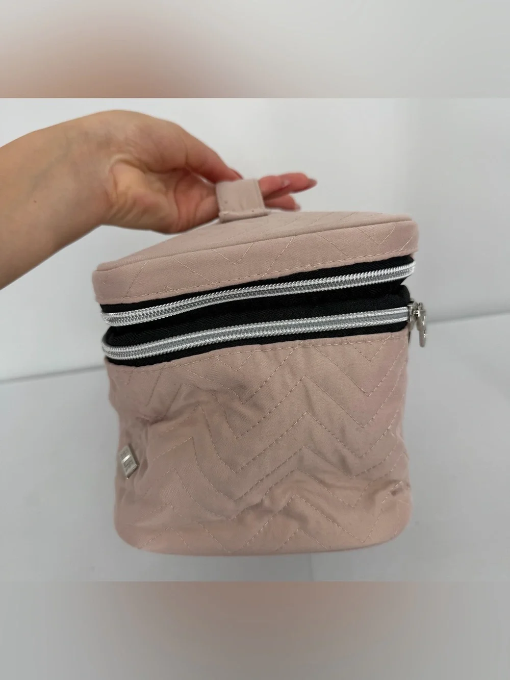 Pink quilted large makeup bag Travel Organizer Train Case Removable Dividers